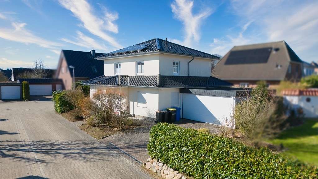 Thumbnail-Haus zum Kaufen in Seevetal 695.000,00 € 140.65 m²