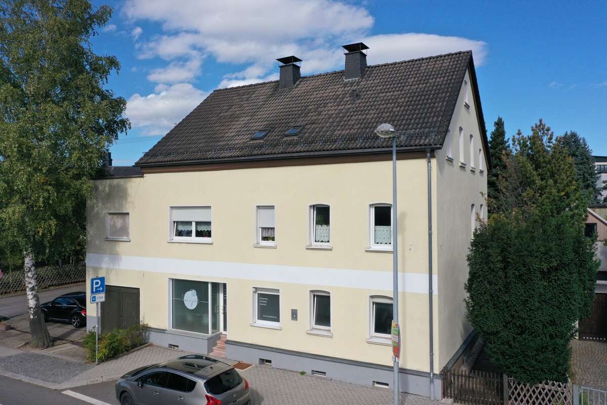 Thumbnail-Haus zum Kaufen in Hohndorf 260.000,00 € 249 m²