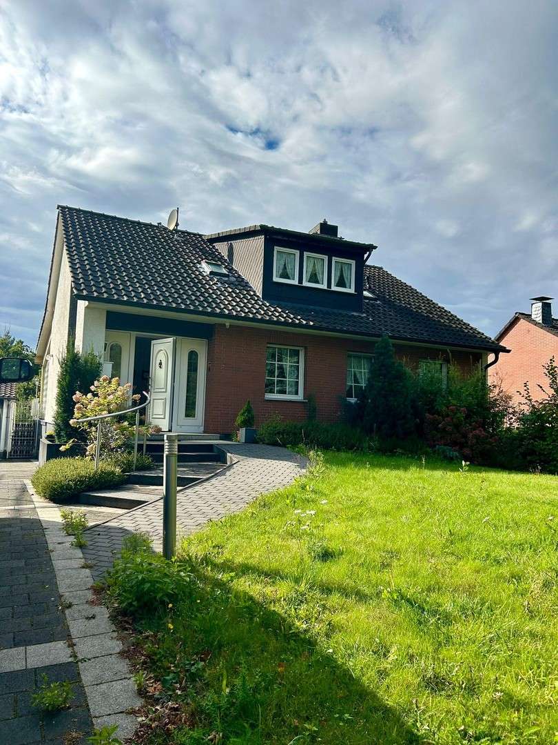 Thumbnail-Haus zum Kaufen in Schwerte 599.000,00 € 292 m²