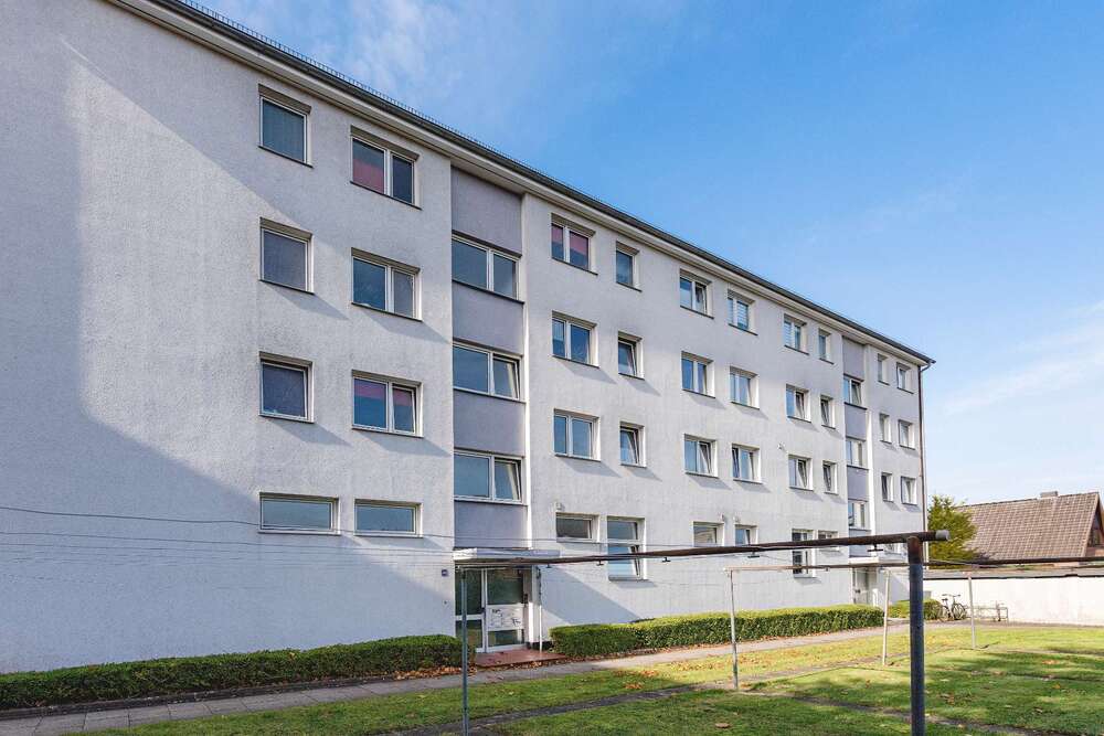 Thumbnail-Wohnung zum Mieten in Schwentinental OT Klausdorf 710,92 € 71.81 m²