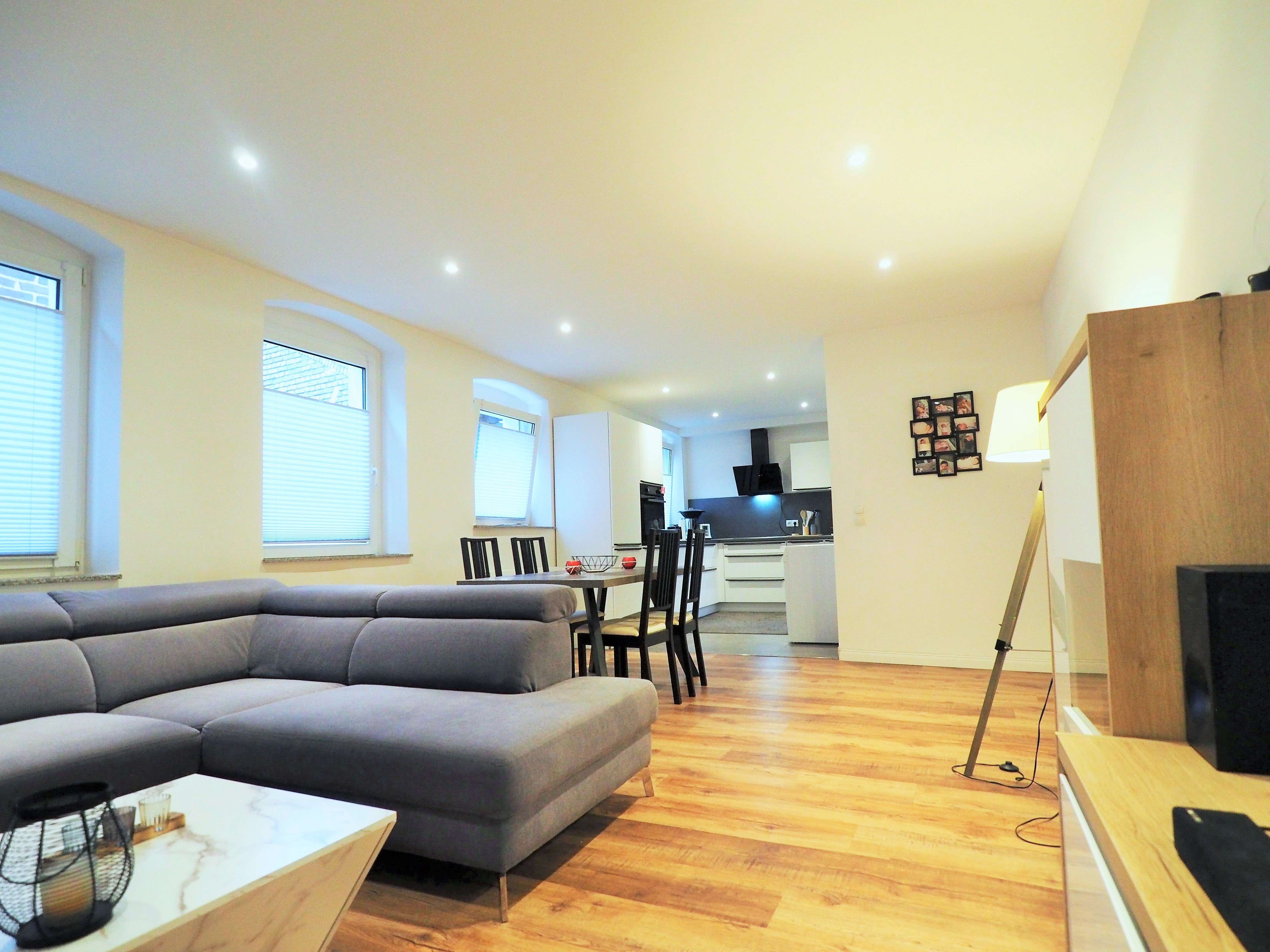 Thumbnail-Wohnung zum Kaufen in Bedburg 140.800,00 € 64 m²