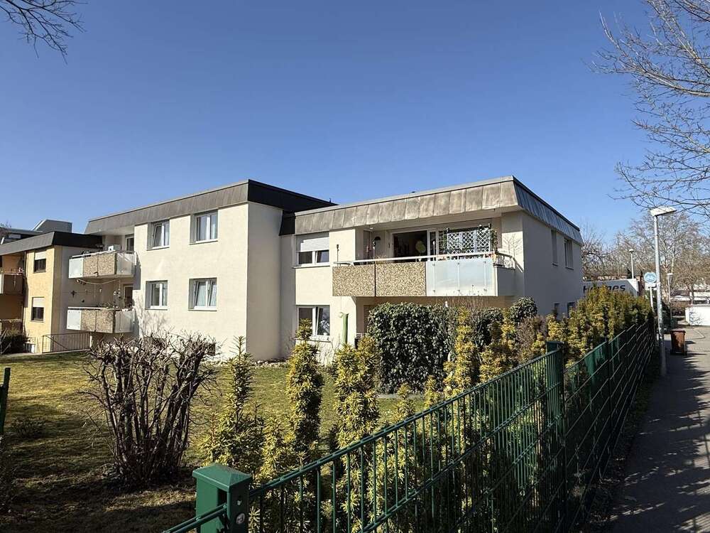 Thumbnail-Haus zum Kaufen in Stuttgart Sommerrain 1.820.000,00 € 382.62 m²