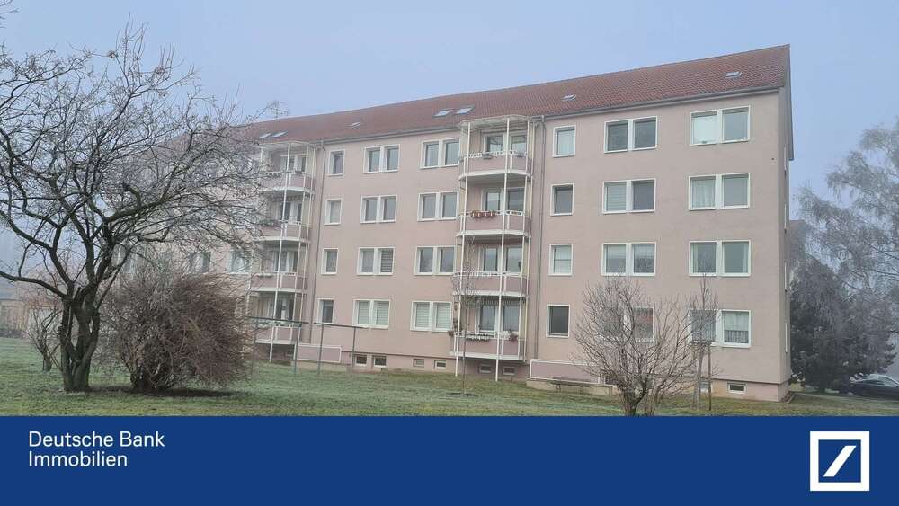 Thumbnail-Wohnung zum Kaufen in Am Ettersberg 130.000,00 € 79 m²