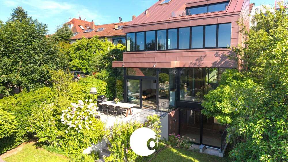Thumbnail-Haus zum Kaufen in Stuttgart 2.190.000,00 € 308 m²