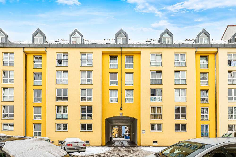 Thumbnail-Wohnung zum Kaufen in Fürth 75.000,00 € 21.74 m²