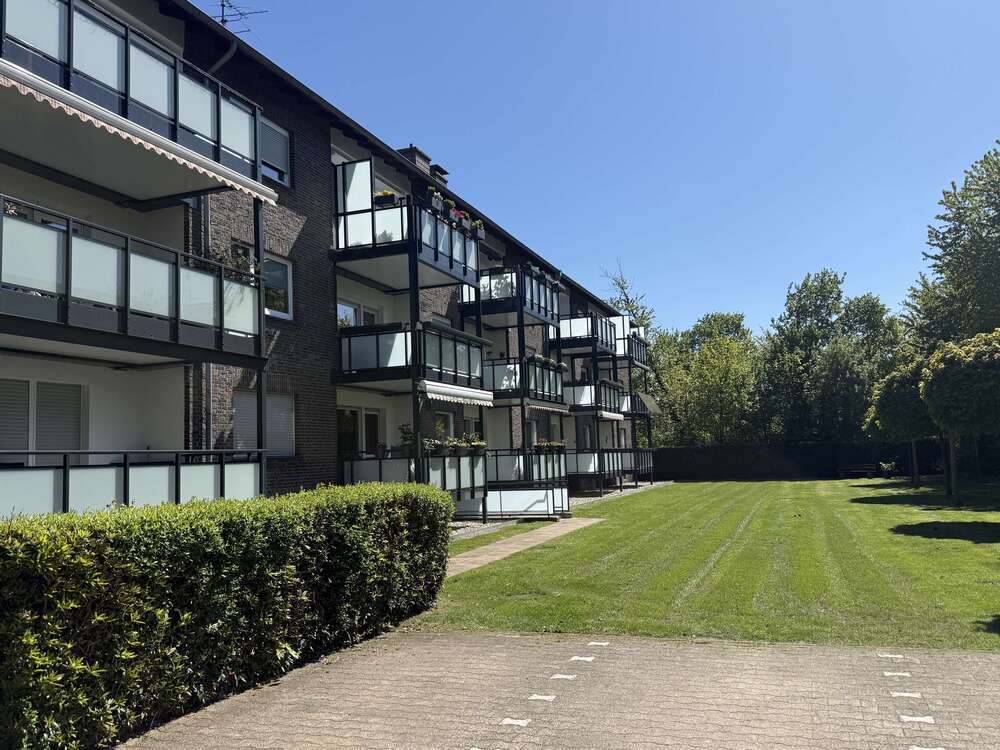Thumbnail-Wohnung zum Kaufen in Duisburg 144.000,00 € 69 m²