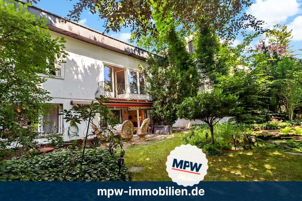 Thumbnail-Haus zum Kaufen in Berlin 950.000,00 € 204.45 m²