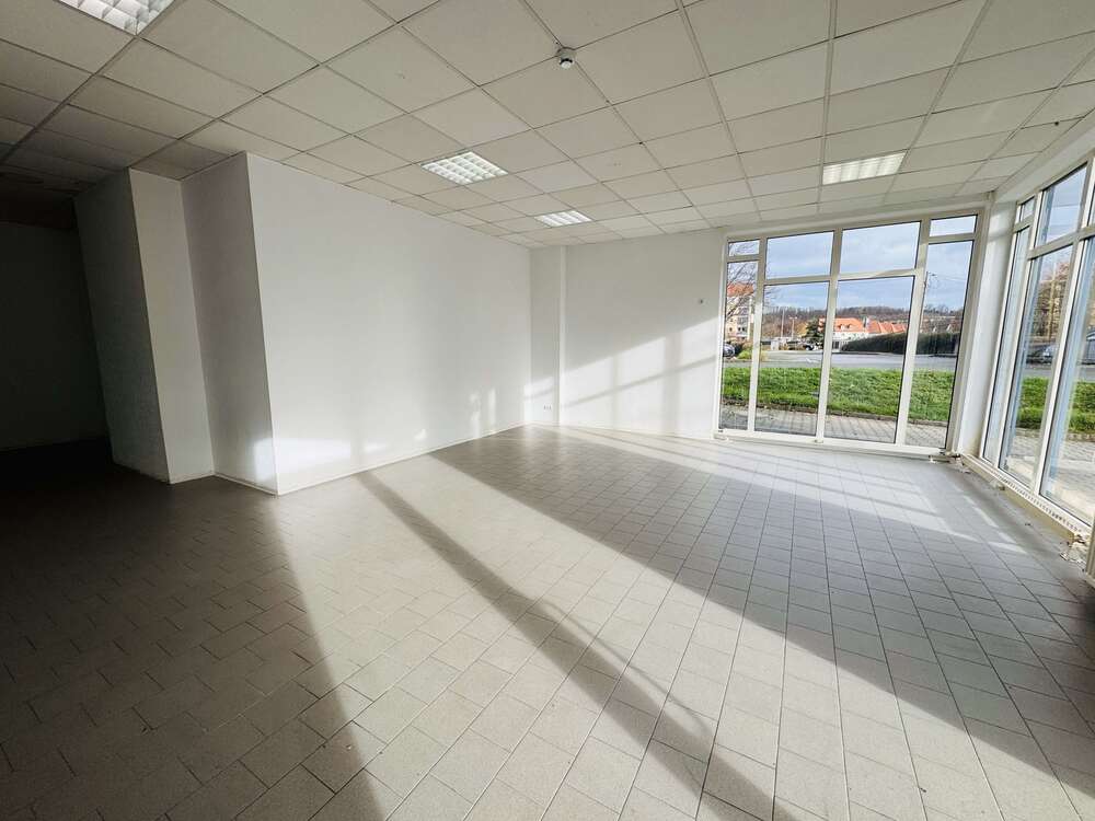 Thumbnail-Einzelhandel in Freital 610,00 € 78.42 m²