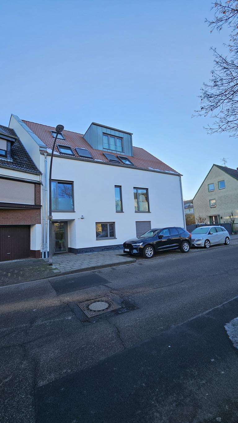 Thumbnail-Wohnung zum Mieten in Köln 1.745,00 € 97 m²