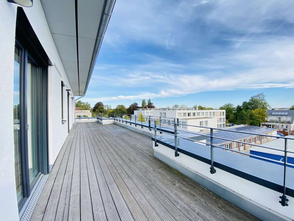 Thumbnail-Wohnung zum Kaufen in Rostock 764.500,00 € 177.07 m²