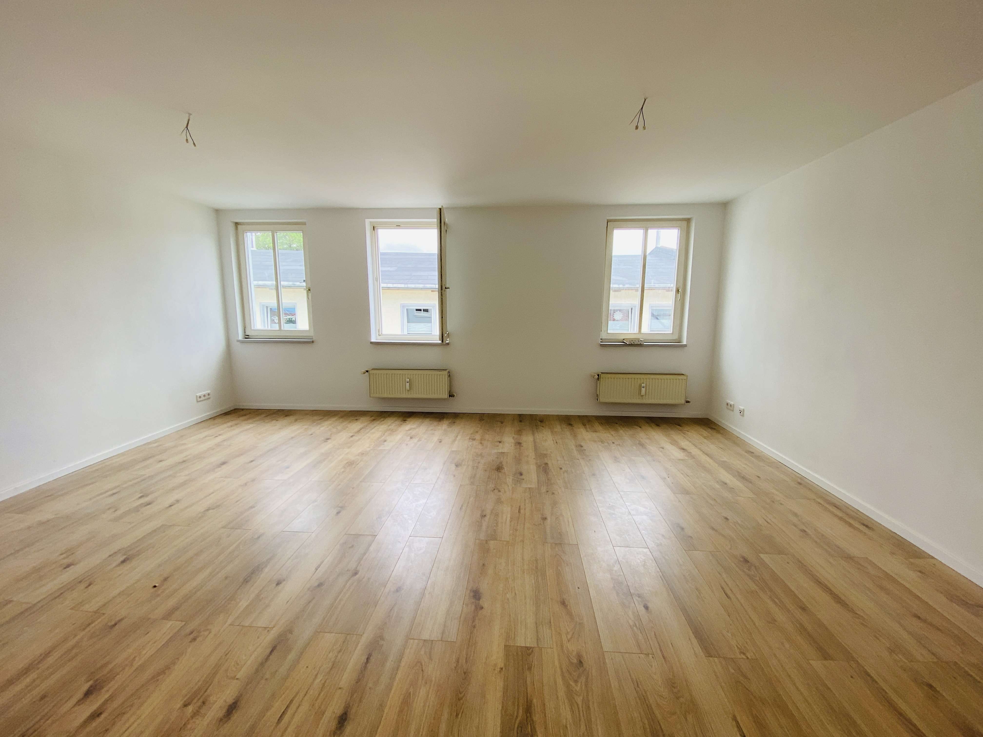 Thumbnail-Wohnung zum Mieten in Gotha 810,00 € 101.31 m²