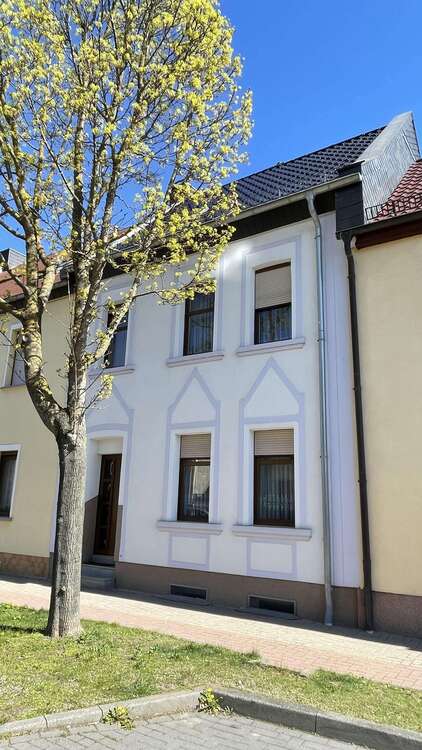 Thumbnail-Haus zum Kaufen in Nienburg 79.000,00 € 110 m²