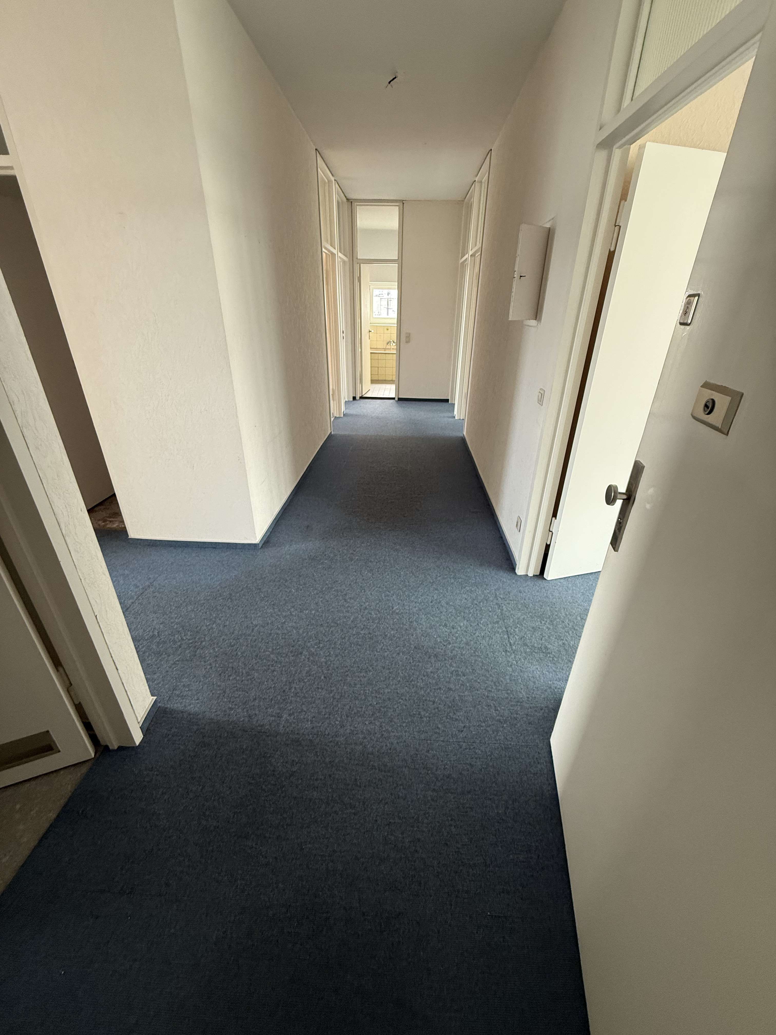Thumbnail-Wohnung zum Mieten in Ludwigshafen am Rhein 1.450,00 € 131 m²