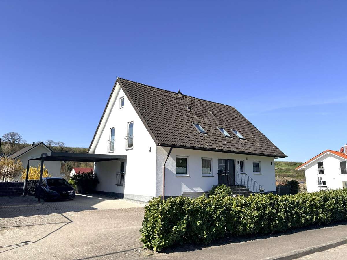 Thumbnail-Wohnung zum Kaufen in Vogtsburg im Kaiserstuhl Bickensohl 290.000,00 € 82 m²