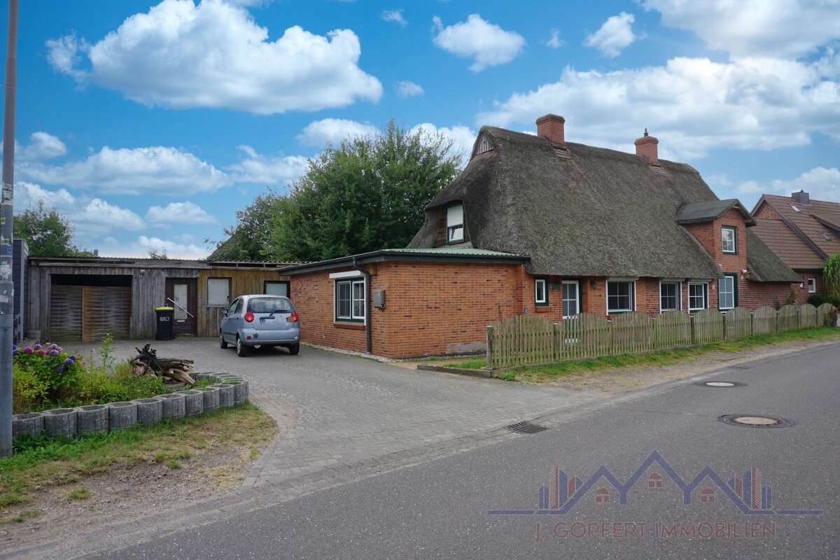 Thumbnail-Haus zum Kaufen in Alt Duvenstedt 329.000,00 € 162.16 m²