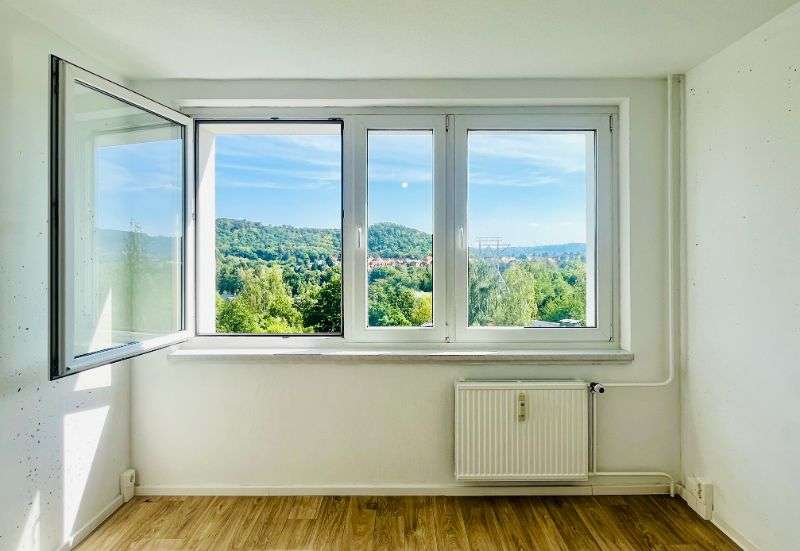 Thumbnail-Wohnung zum Mieten in Freital 307,30 € 46.56 m²