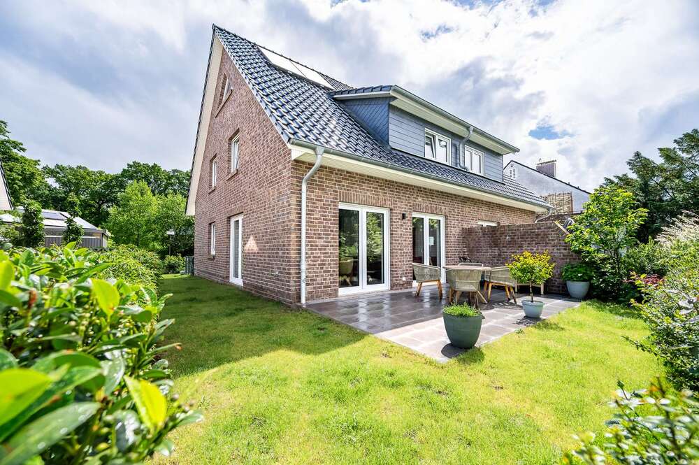 Thumbnail-Haus zum Kaufen in Wentorf bei Hamburg 750.000,00 € 140 m²
