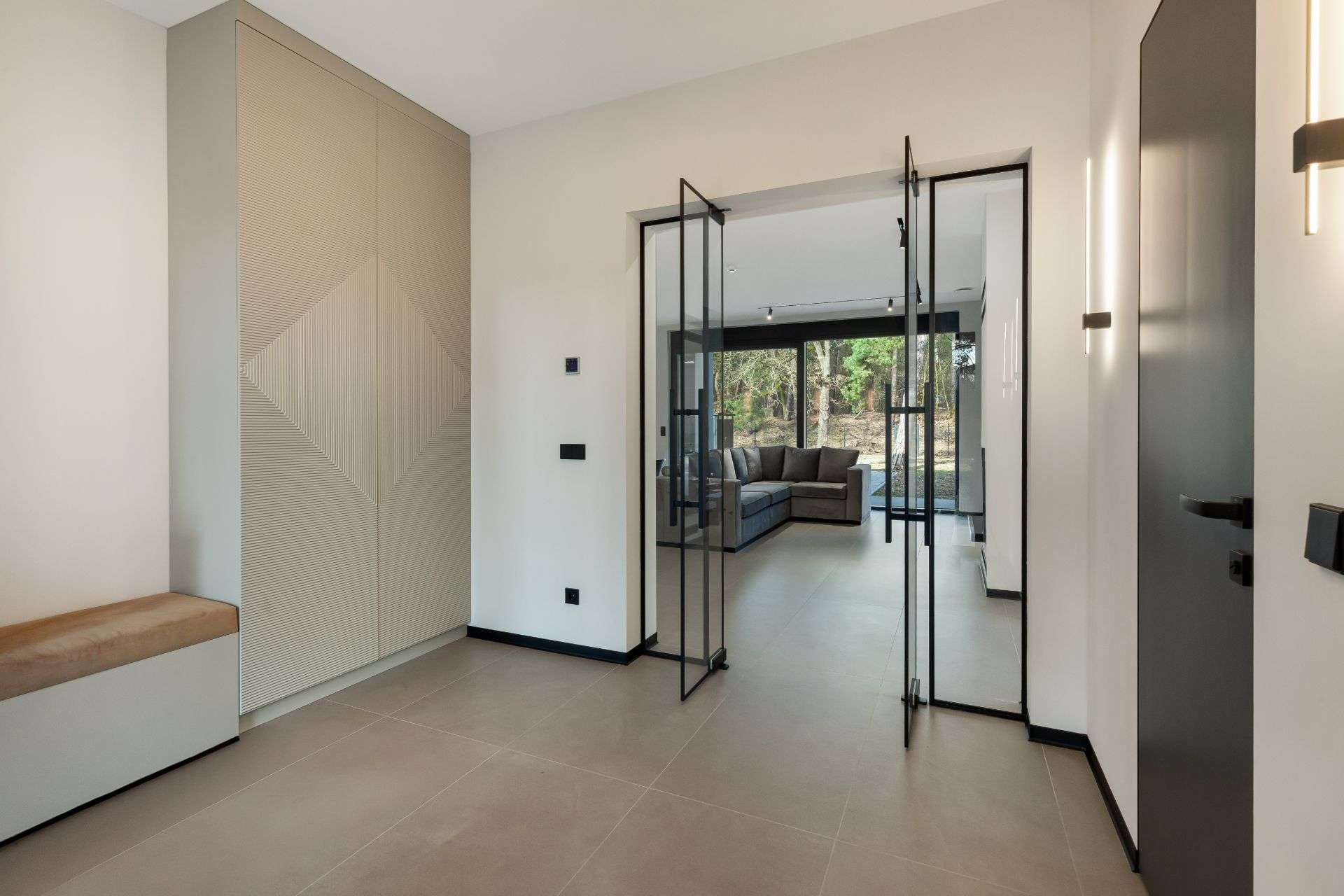 Thumbnail-Haus zum Kaufen in Falkensee 1.690.000,00 € 220 m²