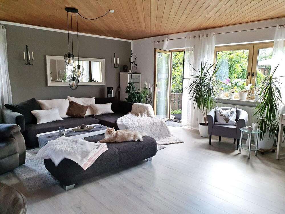 Thumbnail-Wohnung zum Kaufen in Henfenfeld 398.000,00 € 171 m²