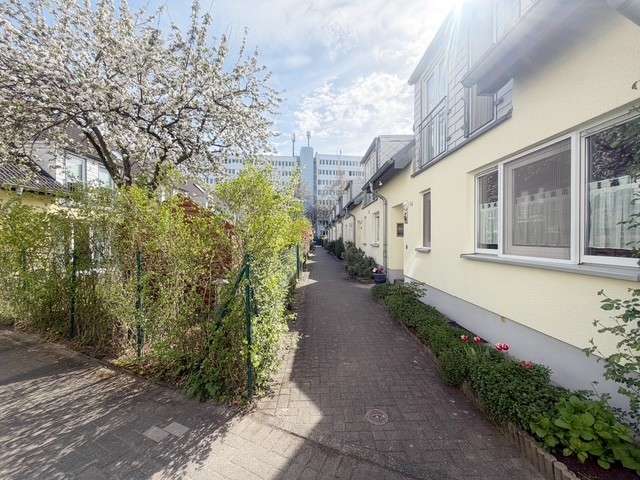 Thumbnail-Haus zum Kaufen in Köln 935.000,00 € 141 m²