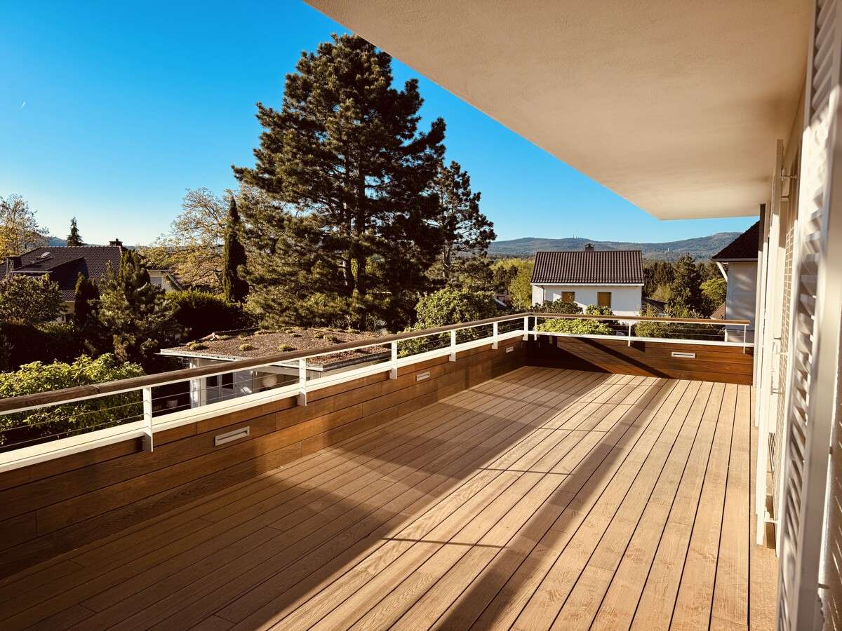 Thumbnail-Wohnung zum Mieten in Kelkheim (Taunus) 4.750,00 € 245 m²