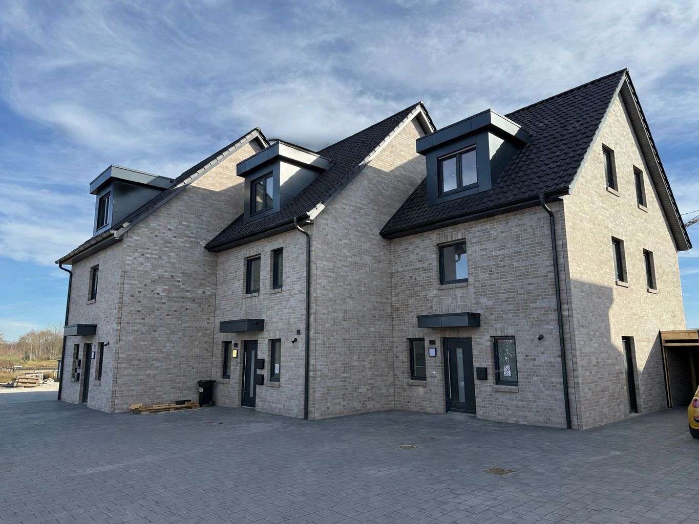 Thumbnail-Wohnung zum Mieten in Augustfehn 840,00 € 81.91 m²