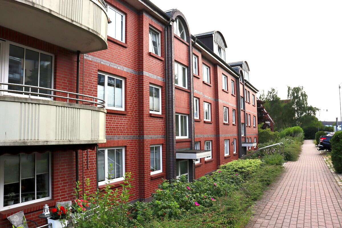 Thumbnail-Wohnung zum Kaufen in Grevesmühlen 108.500,00 € 66.83 m²