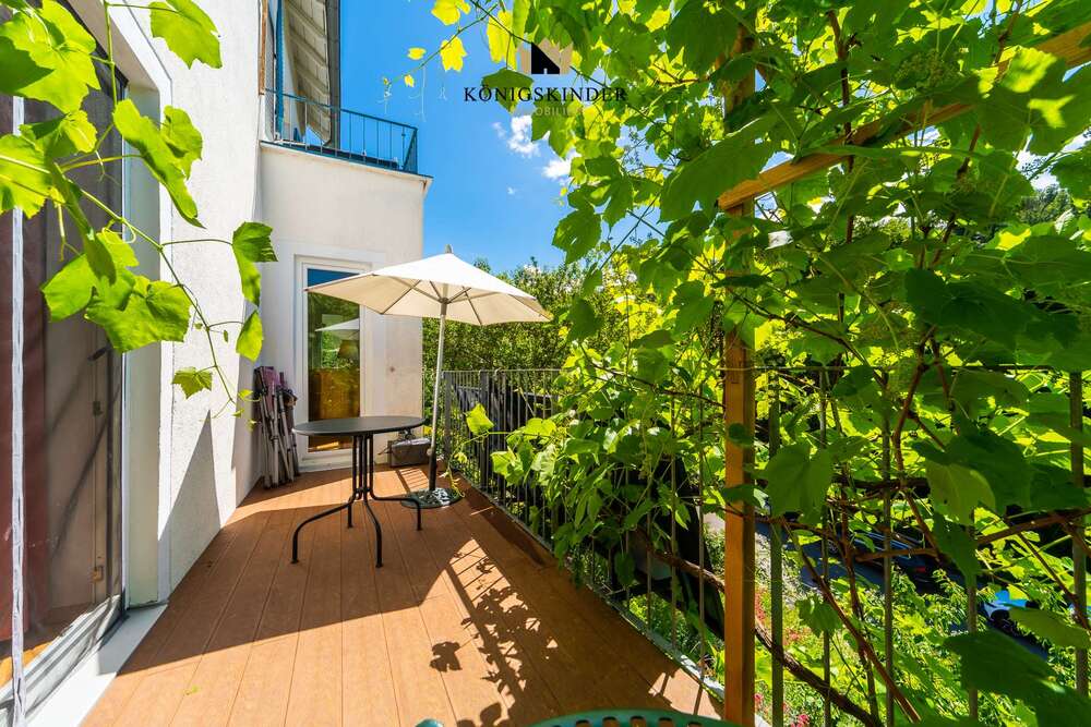 Thumbnail-Wohnung zum Kaufen in Stuttgart Stuttgart-Süd 599.000,00 € 106.23 m²