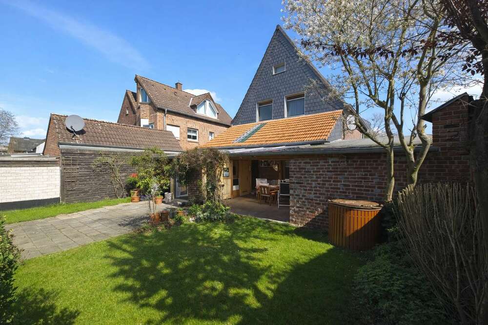 Thumbnail-Haus zum Kaufen in Bergheim 249.000,00 € 76 m²