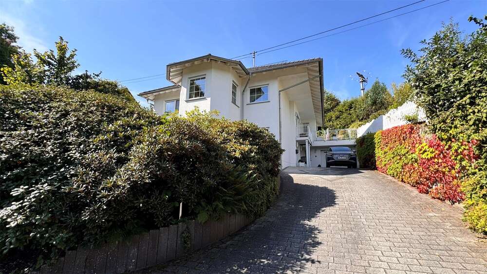 Thumbnail-Haus zum Kaufen in Streithausen 449.000,00 € 220 m²