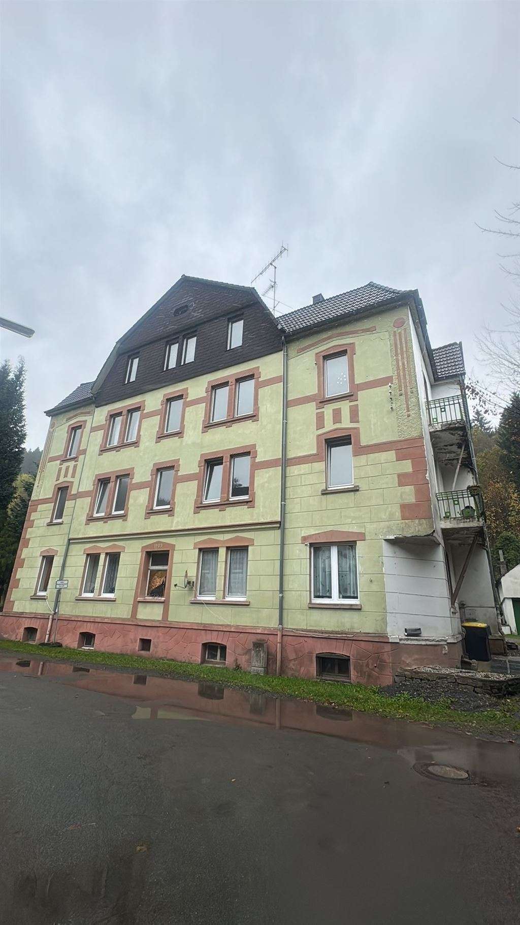 Thumbnail-Haus zum Kaufen in Werdohl 299.000,00 € 650 m²