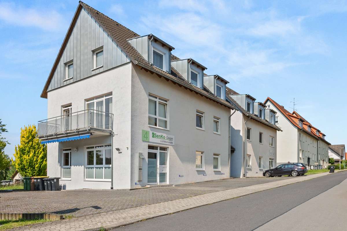 Thumbnail-Wohnung zum Kaufen in Bad Emstal Sand 215.000,00 € 98 m²