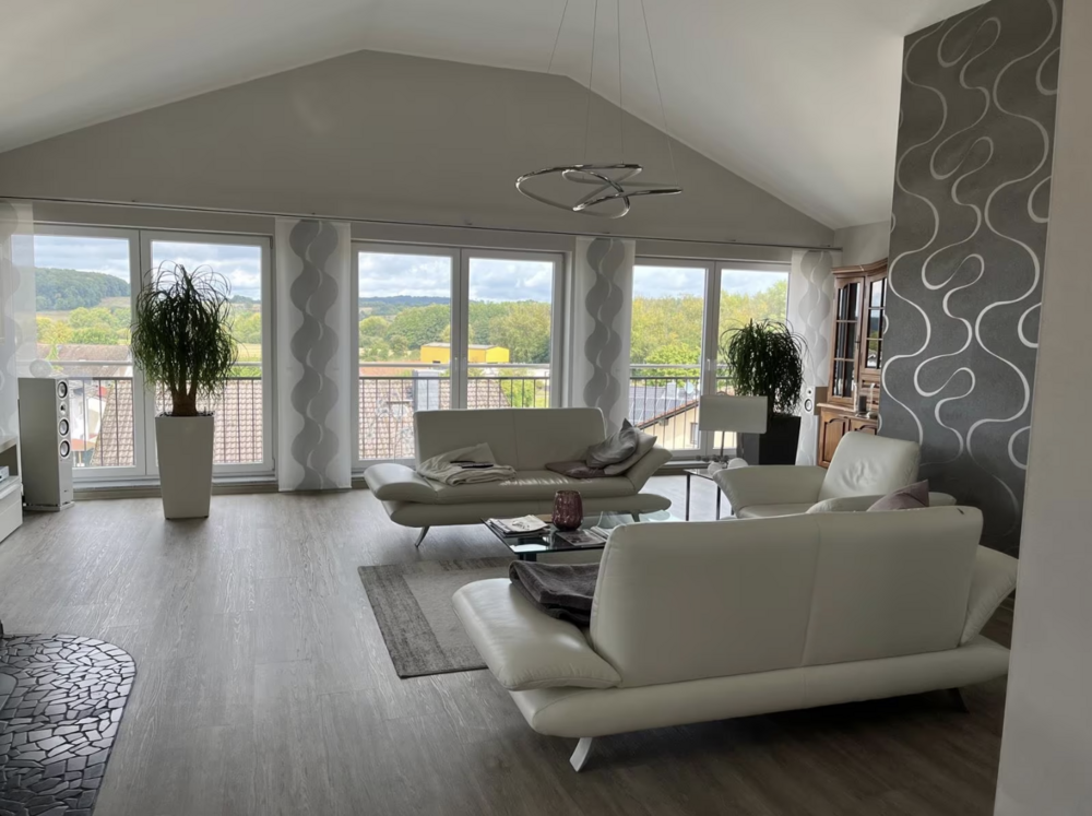 Thumbnail-Wohnung zum Kaufen in Reiskirchen 670.000,00 € 250 m²