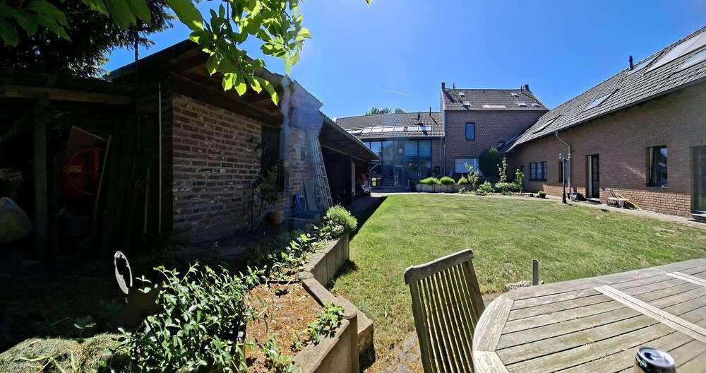 Thumbnail-Haus zum Kaufen in Nettetal 1.650.000,00 € 746 m²