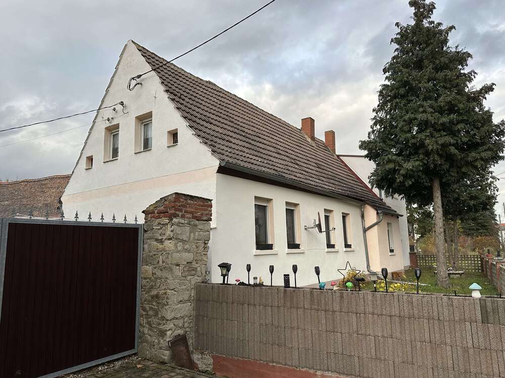 Thumbnail-Haus zum Kaufen in Nienburg 170.000,00 € 110 m²