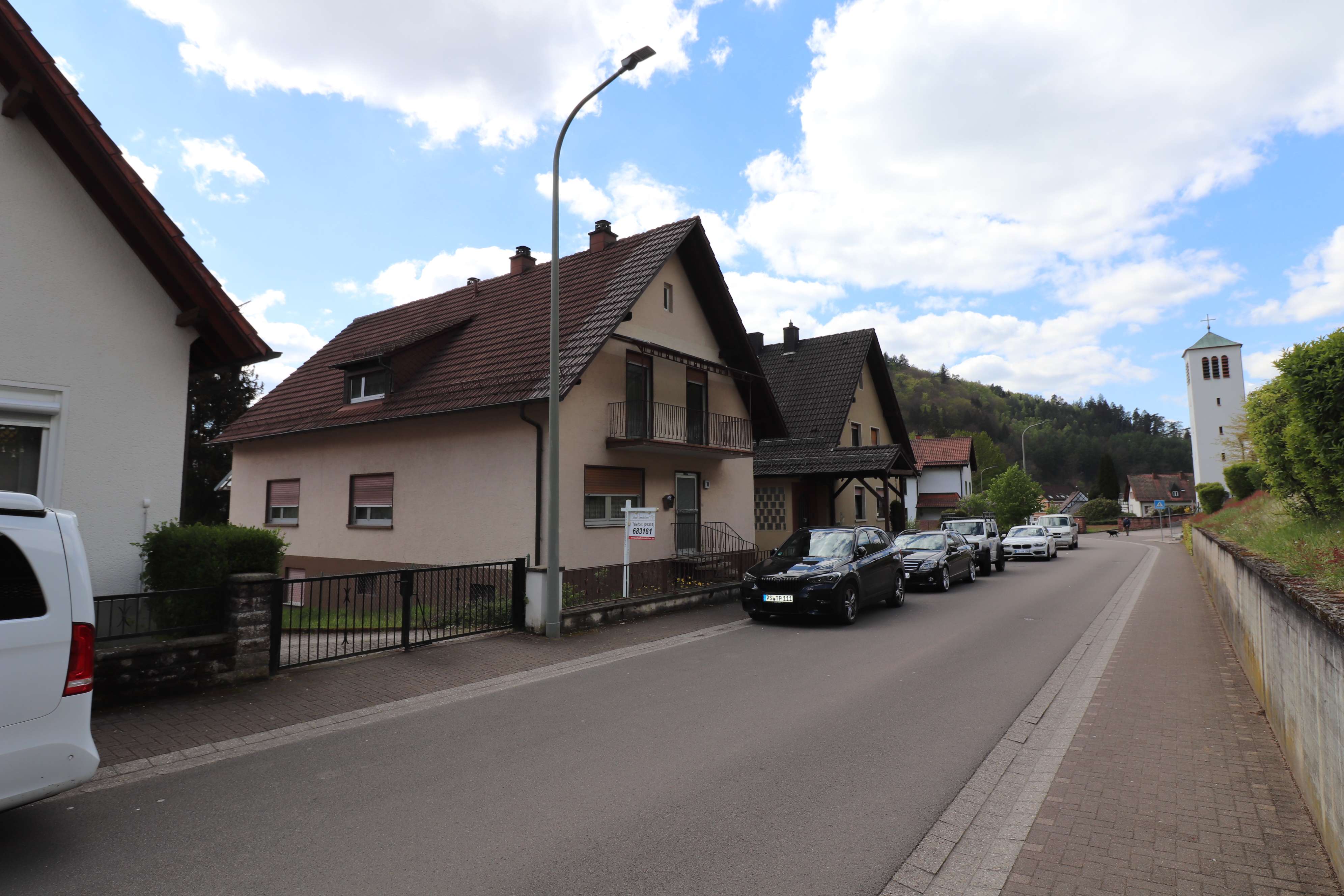 Thumbnail-Haus zum Kaufen in Hinterweidenthal 198.000,00 € 186 m²