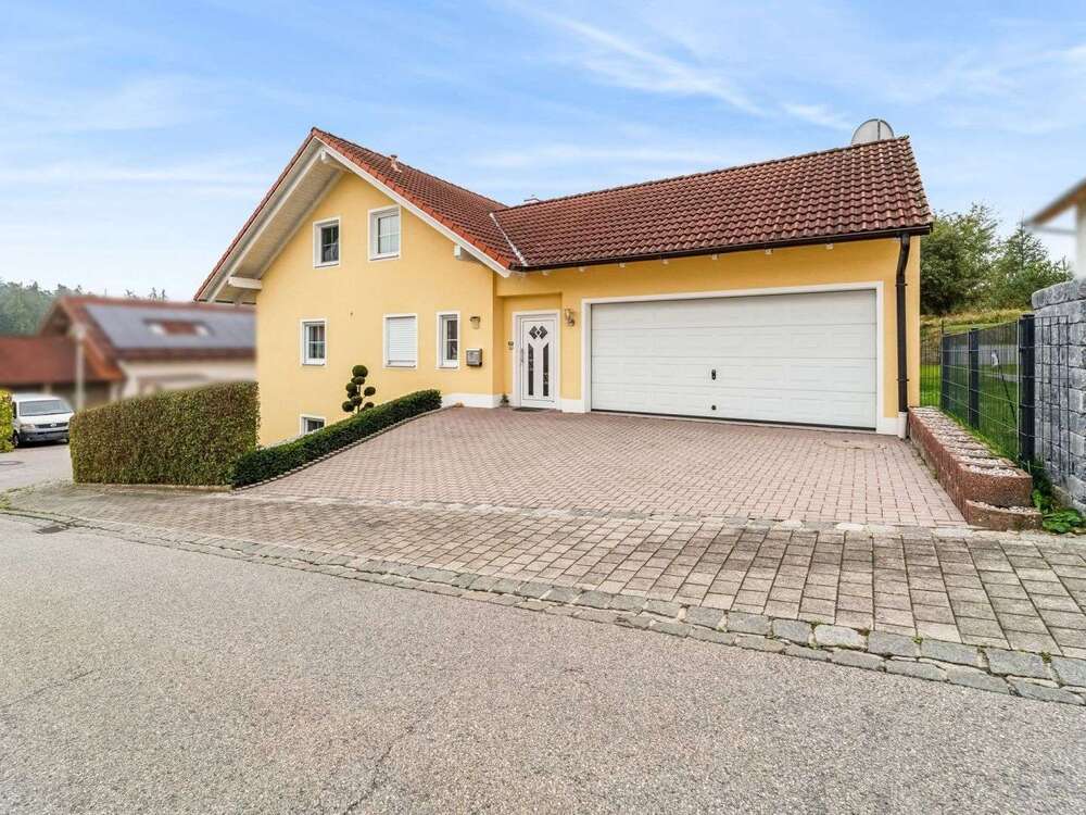 Thumbnail-Haus zum Kaufen in Zeilarn 495.000,00 € 200 m²