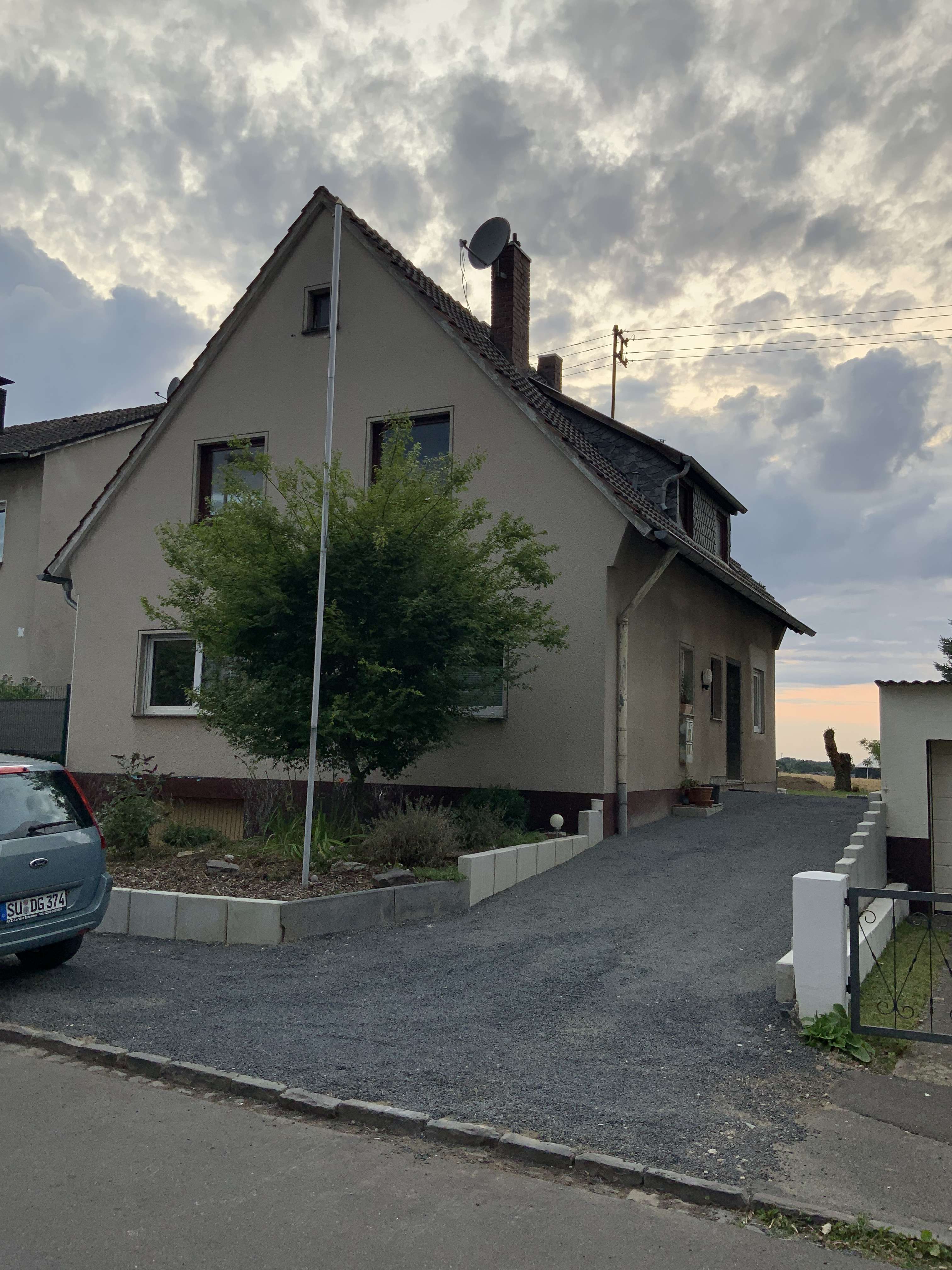 Thumbnail-Wohnung zum Mieten in Königswinter 800,00 € 76 m²