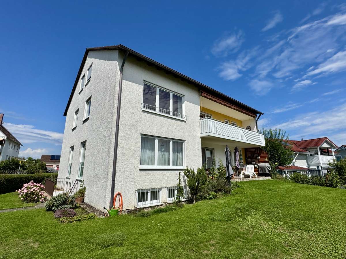 Thumbnail-Wohnung zum Kaufen in Friedrichshafen 200.000,00 € 79 m²