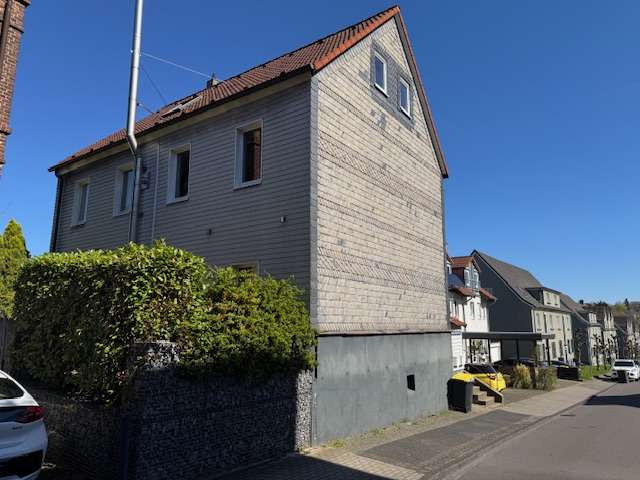 Thumbnail-Haus zum Kaufen in Solingen 395.000,00 € 190 m²