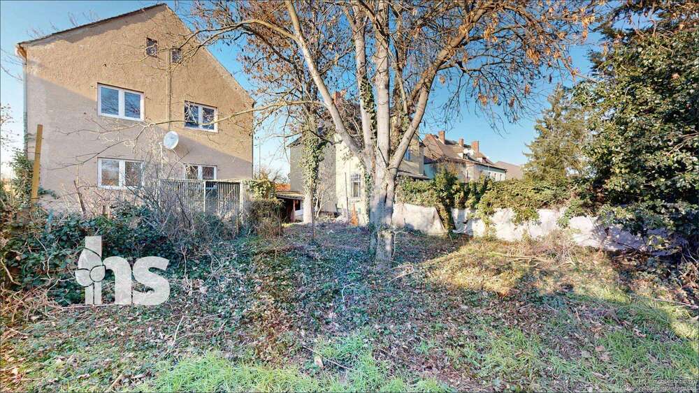 Thumbnail-Haus zum Kaufen in Halle 220.000,00 € 120 m²