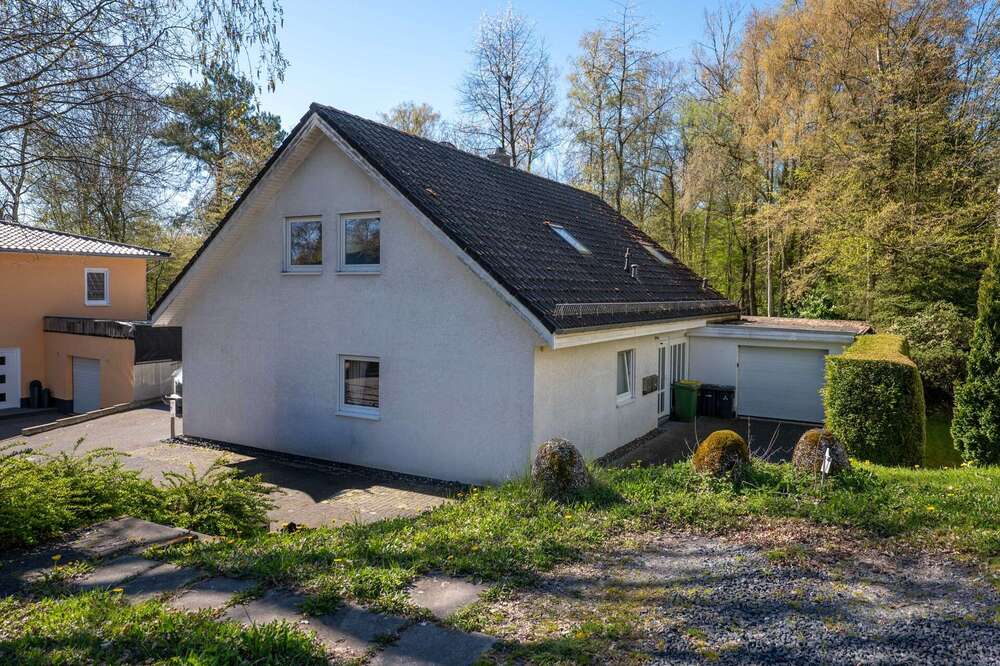 Thumbnail-Haus zum Kaufen in Neunkirchen-Seelscheid 465.000,00 € 183 m²