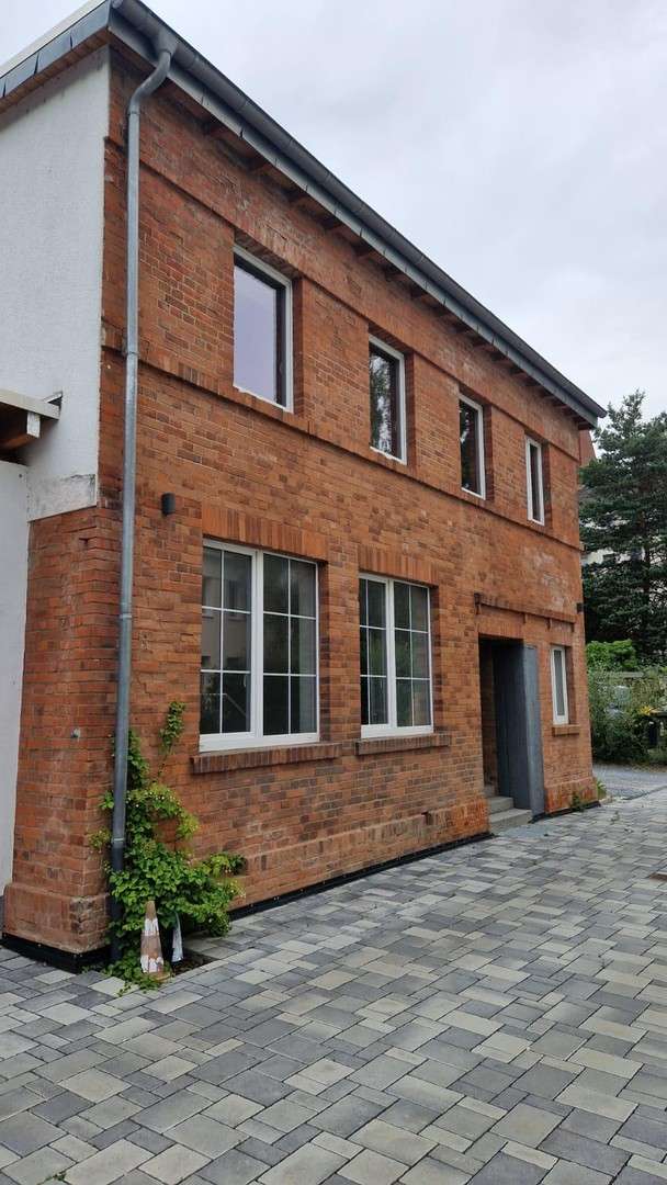 Thumbnail-Haus zum Mieten in Offenbach 1.410,00 € 98 m²