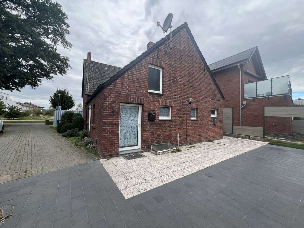 Thumbnail-Haus zum Mieten in Bocholt Biemenhorst 950,00 € 140 m²