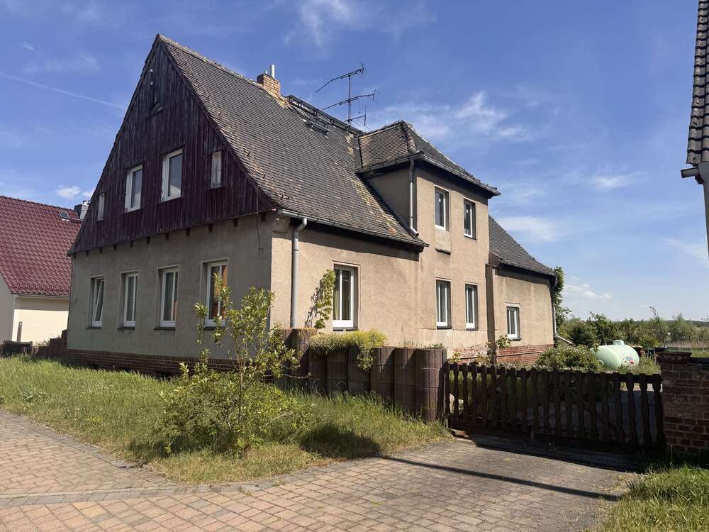 Thumbnail-Haus zum Kaufen in Coswig 115.000,00 € 160 m²