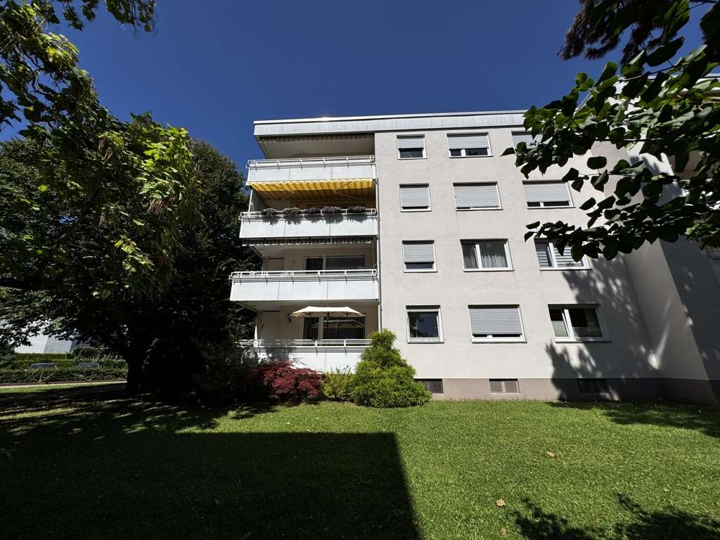 Thumbnail-Wohnung zum Kaufen in Steinbach (Taunus) 335.000,00 € 89 m²