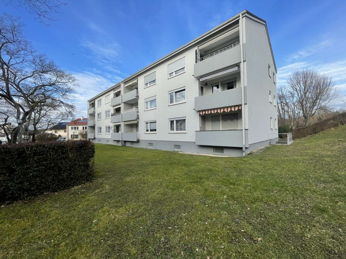 Thumbnail-Wohnung zum Kaufen in Metzingen 205.000,00 € 63.39 m²