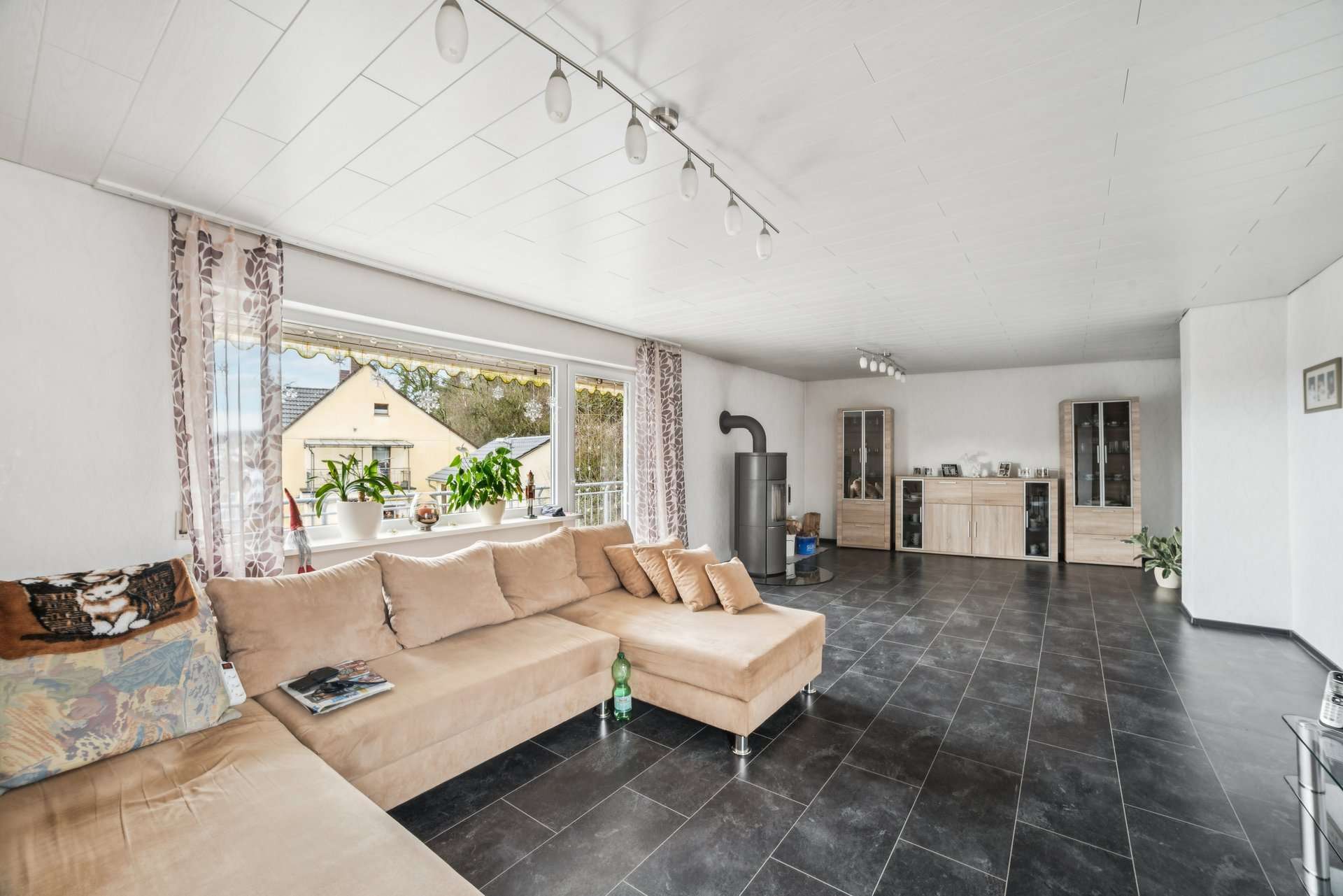 Thumbnail-Haus zum Kaufen in Neuwied 379.000,00 € 250 m²