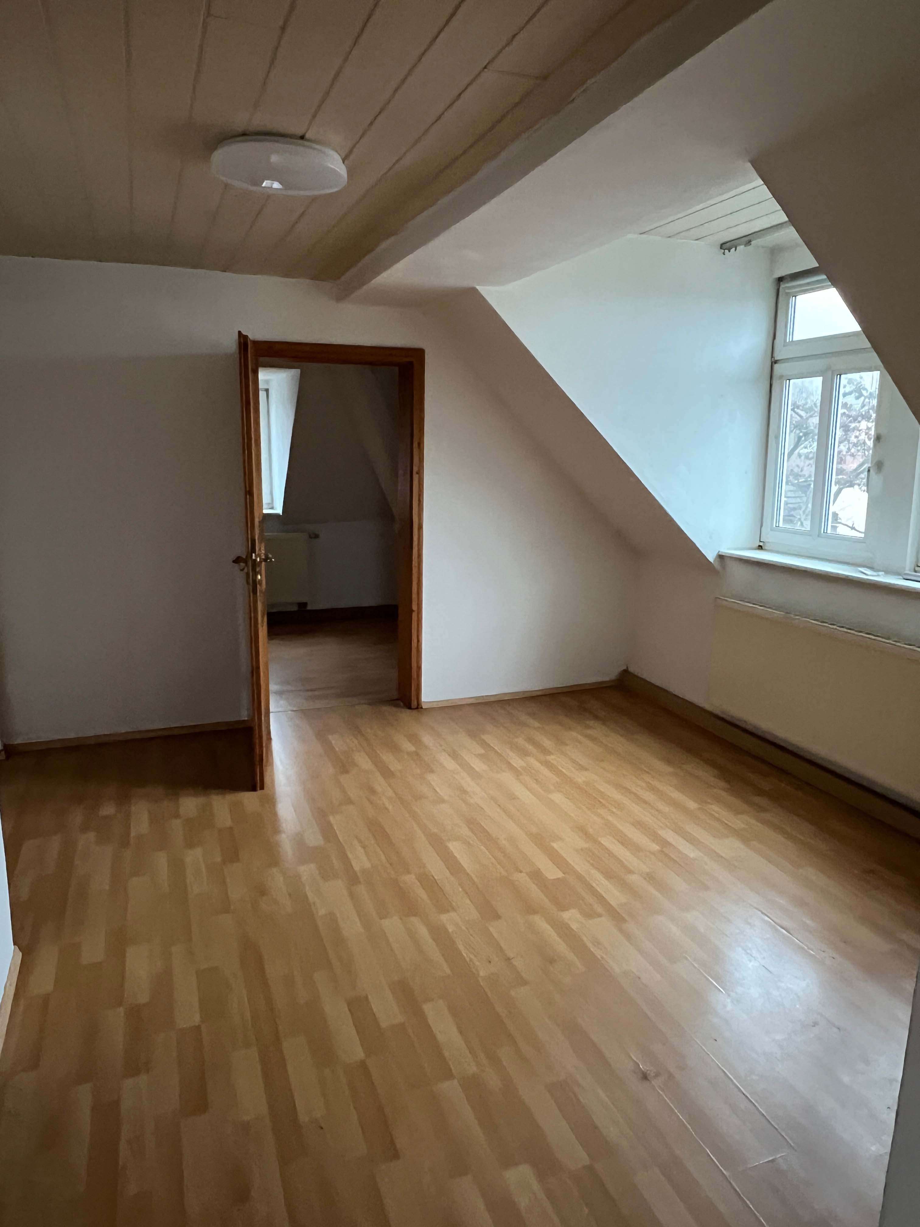 Thumbnail-Wohnung zum Mieten in Sonneberg 340,00 € 52 m²