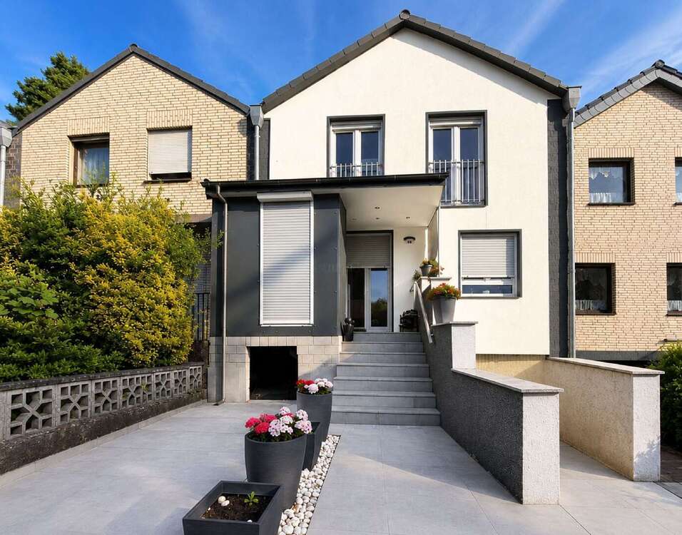 Thumbnail-Haus zum Kaufen in Neuss 695.000,00 € 122 m²